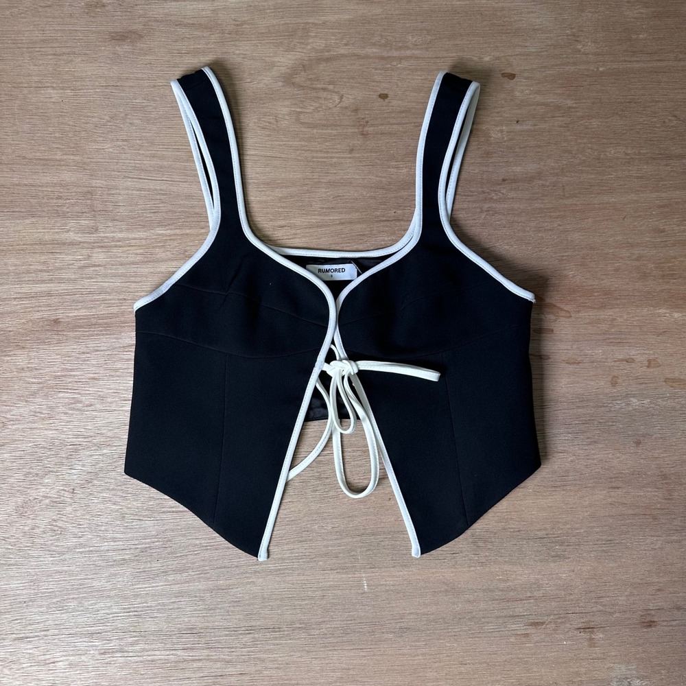 Rumored Black White Contrast Binding Tie Front Corset Top Small NWT - Picture 2 of 8